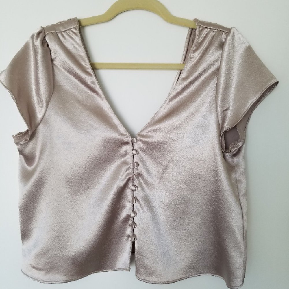 Cropped top